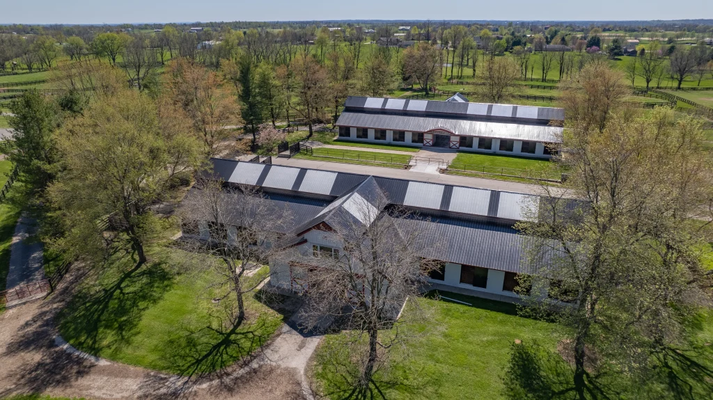 Durable Metal Barn Roof Replacement & Roofing Services