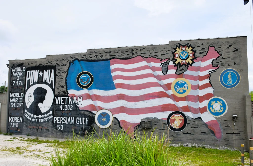 Mural honoring U.S. veterans and military history painted on building in Ravenna