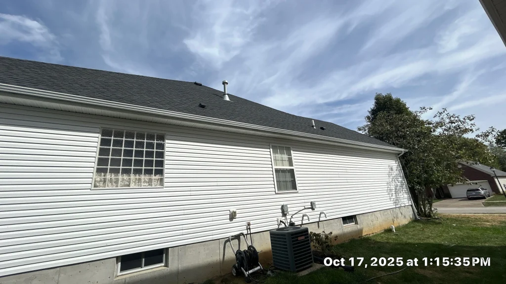 New roof and siding installation completed on a residential home in Bardstown, Kentucky.