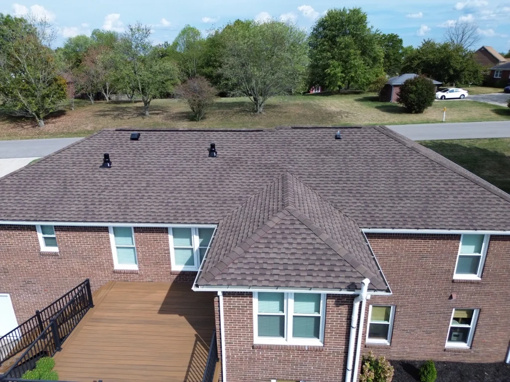 New asphalt shingle roof installed on home in Richmond KY with clean rooflines