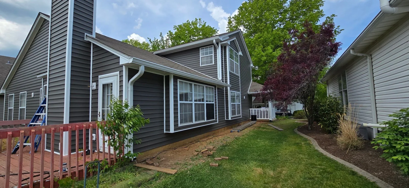 Completed siding replacement on a Lexington, KY home by AIC Roofing and Construction